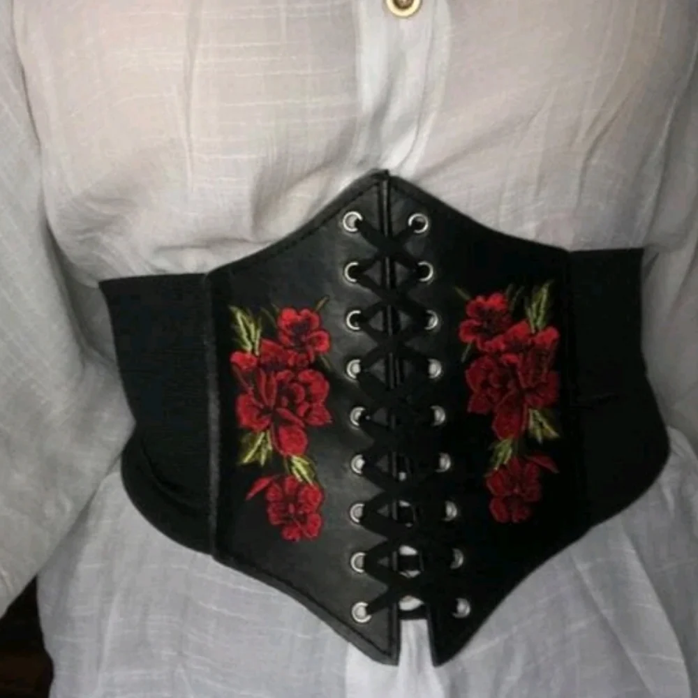 Black corset floral rose embroidered boho faux leather waist western dress belt - Picture 10 of 14